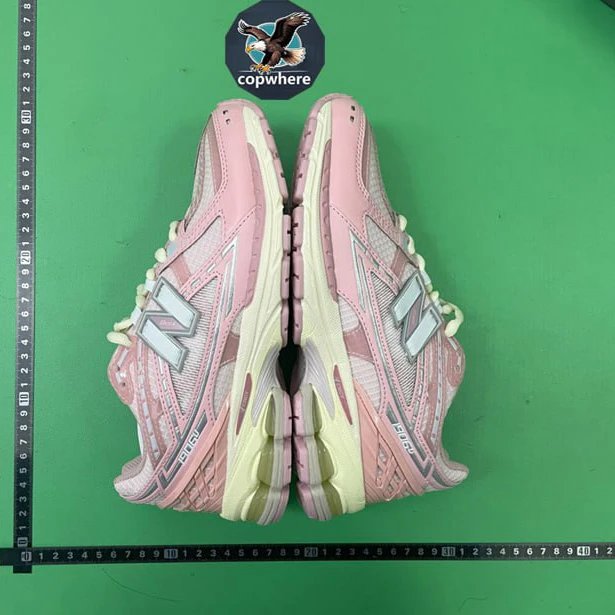 New Balance 1906R/D Quality Problem contact us for Refund Derectly  