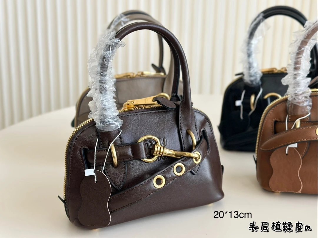 Miumiu Handbags aventure