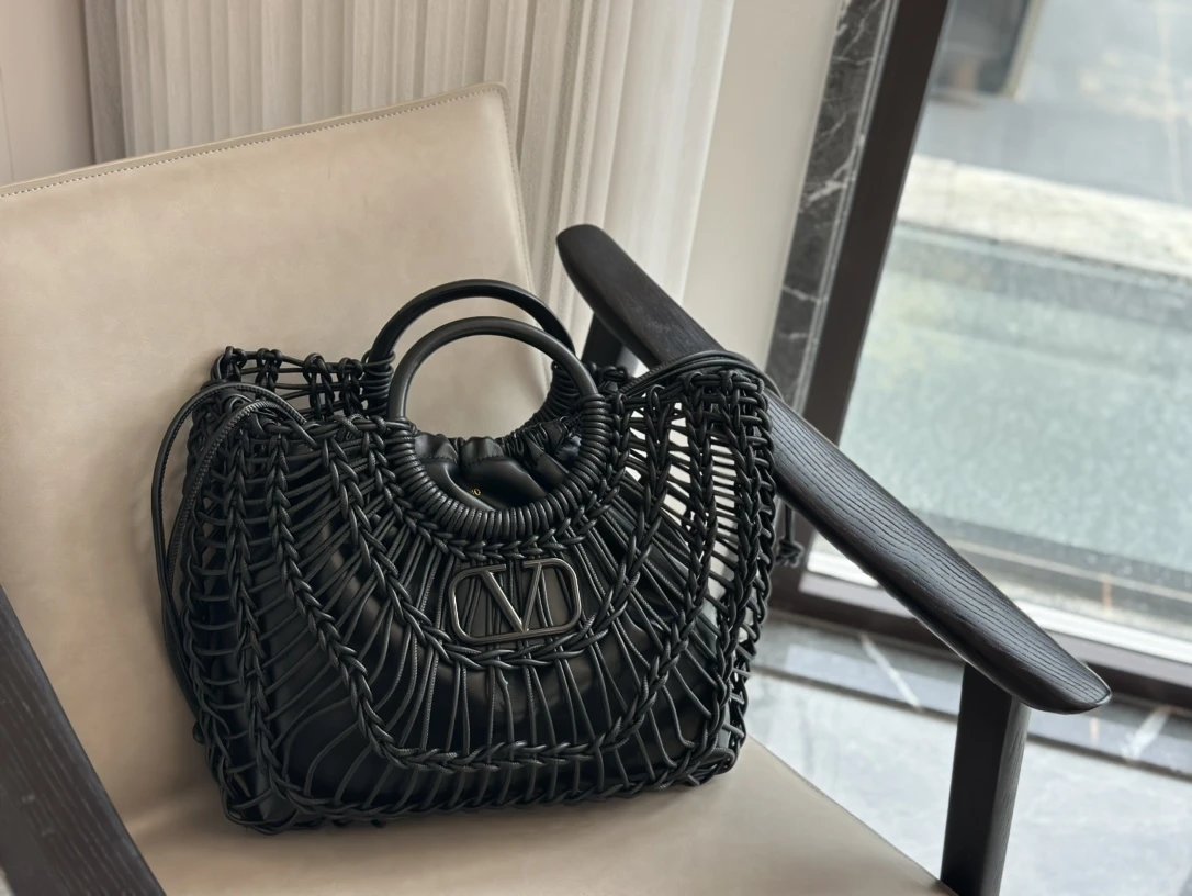 Valentino Handbags 38/32