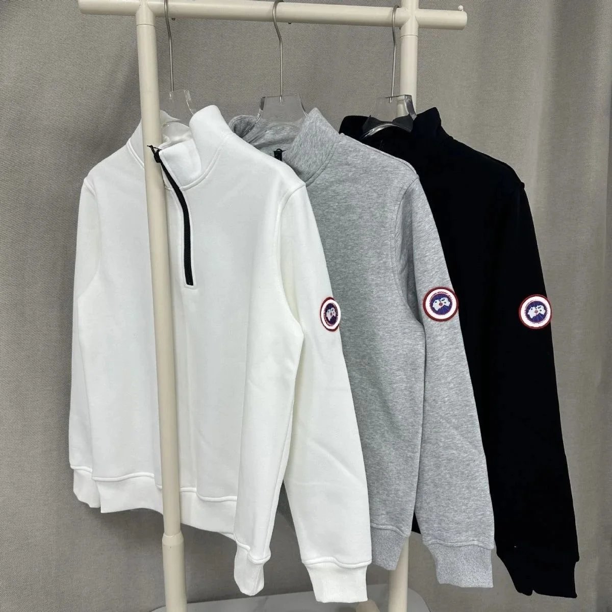 Canada Goose LongSleeve Sweatshirt